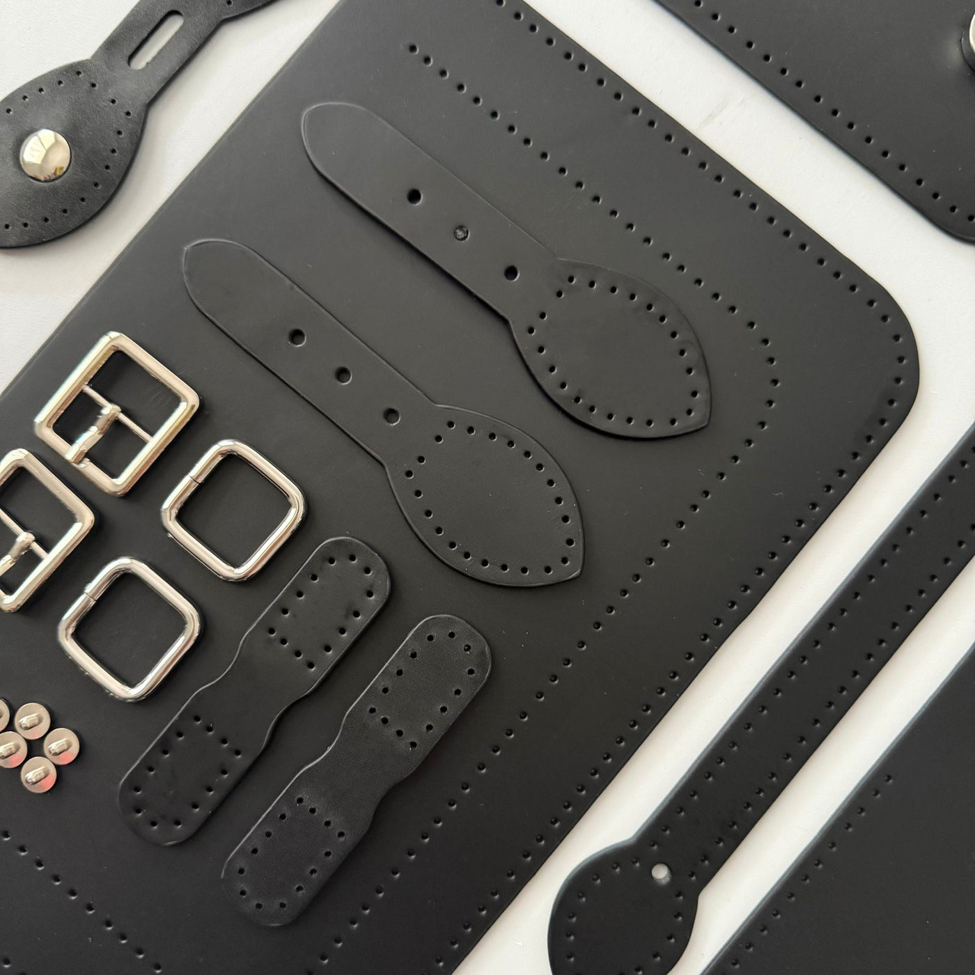 Cambridge Cuir | Σετ Ραπτικής