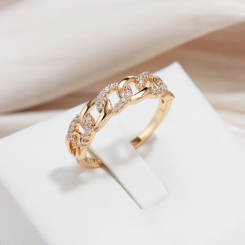 Χρυσό πλεκτό δαχτυλίδι